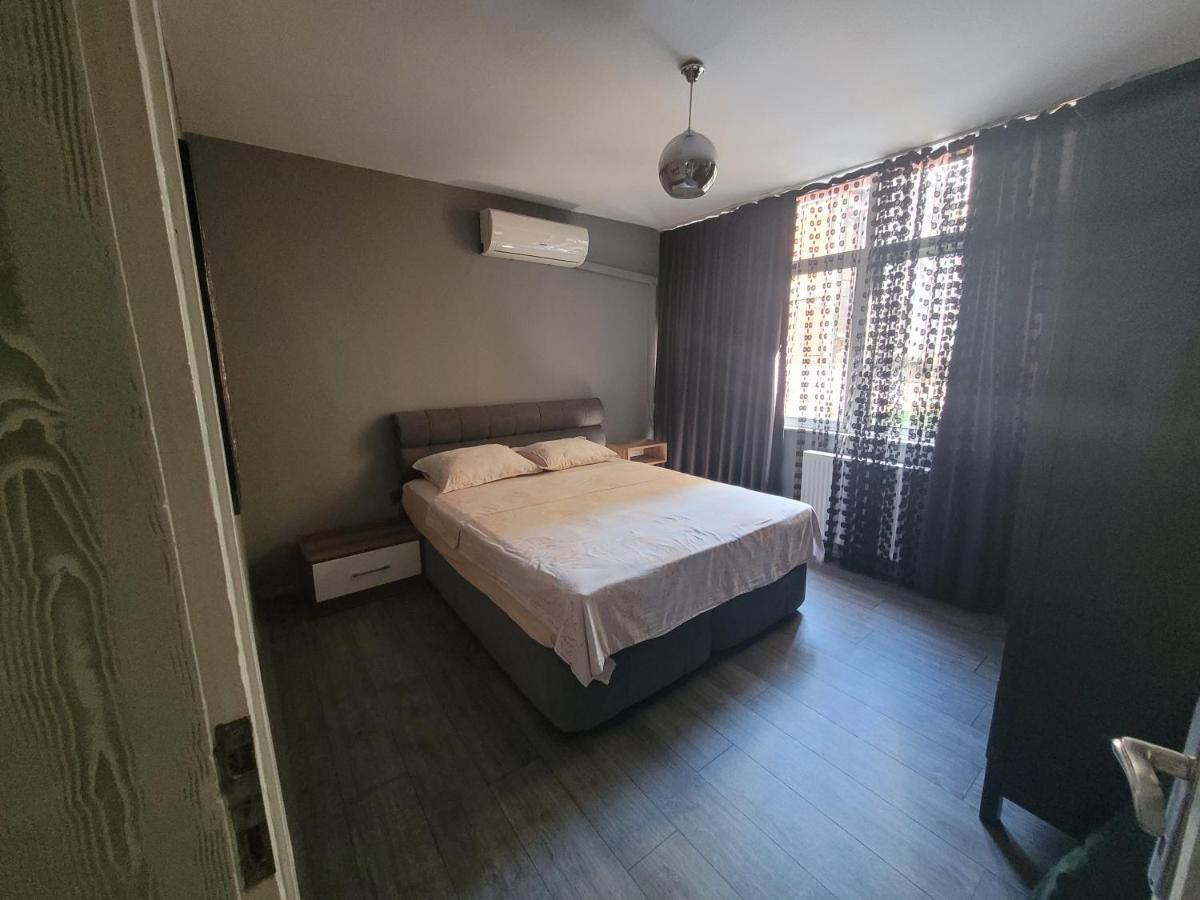 Hayat Apartman Appartement İzmir Buitenkant foto
